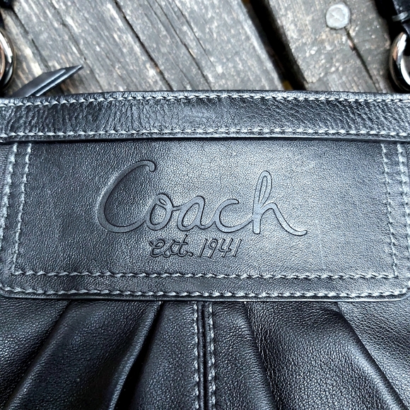 Coach East West Gallery Black Pleated Leather Tote - Picture 9 of 13